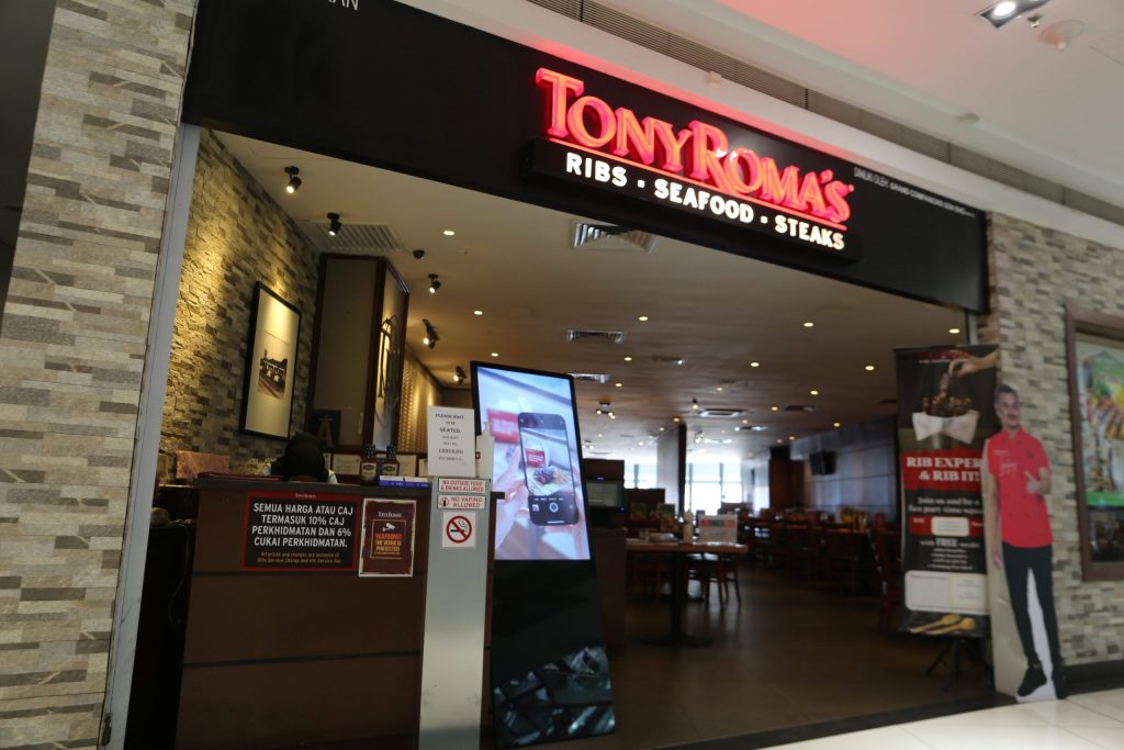 Tony Roma's